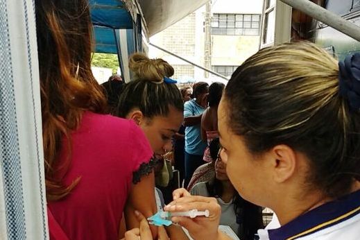 Alagoinhas atinge marca de 53 mil pessoas vacinadas contra febre amarela