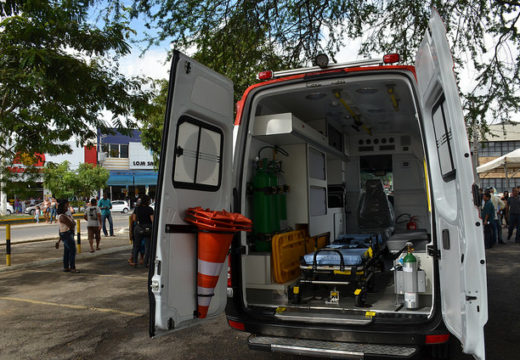 Alagoinhas ganha reforço para a saúde com aquisição de mais uma ambulância para o SAMU