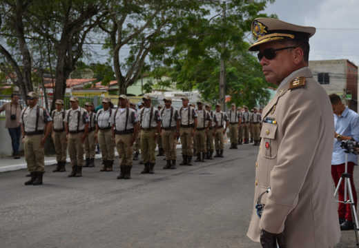 Prefeito participa da solenidade de transição de comando do 4º Batalhão de Polícia Militar de Alagoinhas