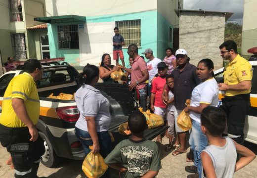 SMTT finaliza as entregas de alimentos arrecadados na Corrida Amarela para instituições, em Alagoinhas