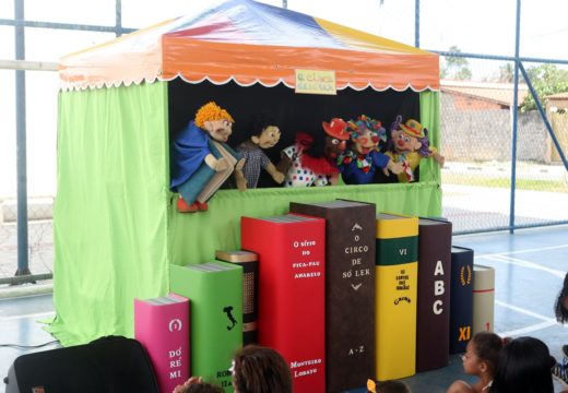 Ludicidade, aprendizado e musicalidade: Prefeitura traz espetáculos do “Circo de Só Ler” para incentivar a leitura entre crianças da rede municipal