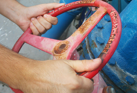 Devido às obras de macrodrenagem, Conjunto Frei Leão tem abastecimento interrompido