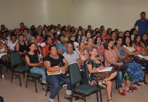 Adotando as diretrizes do programa “Educar pra Valer”, Prefeitura reúne educadores da rede municipal para debater ações, planejamento e diagnóstico nas escolas