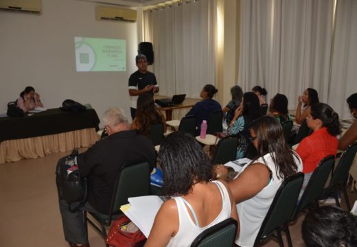 Educação como prioridade: professores e coordenadores pedagógicos de Alagoinhas participam de formação do programa “Educar pra Valer”