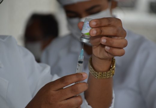 Prefeitura informa que vacinas contra a Influenza estão chegando de forma fracionada ao município