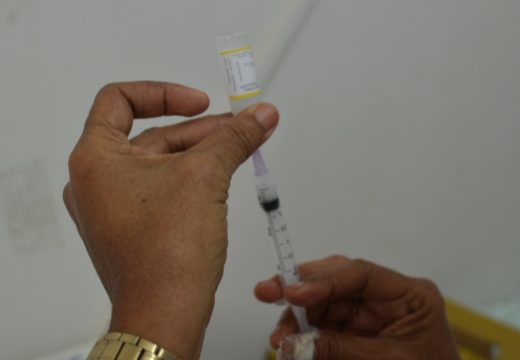 Influenza: Campanha termina nesta terça (30), mas vacinação continua no drive thru e unidades de saúde