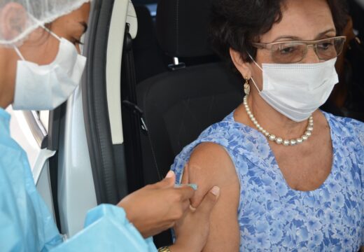 Prefeitura inicia vacinação de pessoas com 62 anos ou mais nesta sexta-feira (09)