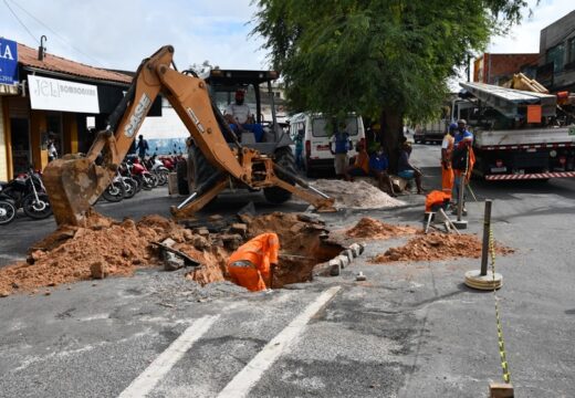 Equipes da Secretaria de Infraestrutura atuam na recuperação dos estragos causados pelas chuvas