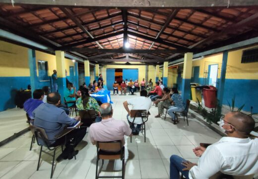 Prefeito Joaquim Neto e secretários se reúnem e debatem demandas com moradores do Bairro Teresópolis