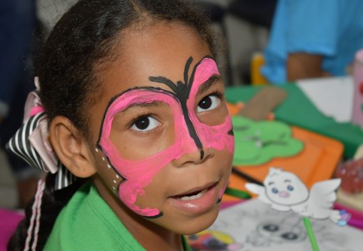 Dia D em alusão ao mês de conscientização do autismo promoveu diversas atividades e serviços em Alagoinhas