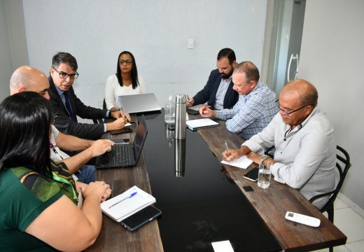 Prefeitura realiza reunião para tratar do avanço das ações da PPP de Iluminação Pública de Alagoinhas