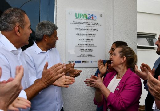 Saúde em Alagoinhas: UPA 24h de Santa Terezinha é inaugurada e município recebe mais uma ambulância