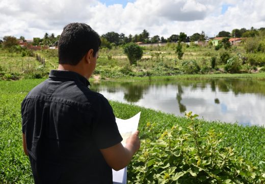 Visita técnica marca início das tratativas para obra de drenagem no bairro Mãe Cirila