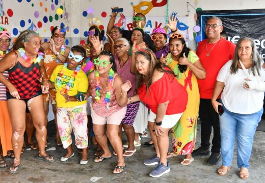 Pacientes do CAPS entram na folia com celebração de Carnaval em Alagoinhas